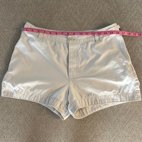 GAP Button Fly Shorts - Picture 2 of 7